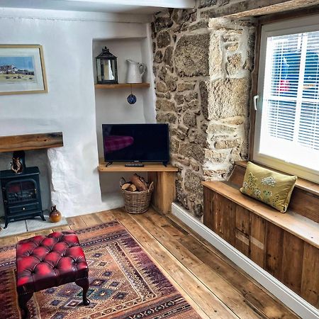Knocker Cottage Is A 3 Bedroom Made Up Of 1 Double Bedroom And 2 Small Double Bedrooms In Small Village 10 Min To Beaches Camborne Zewnętrze zdjęcie
