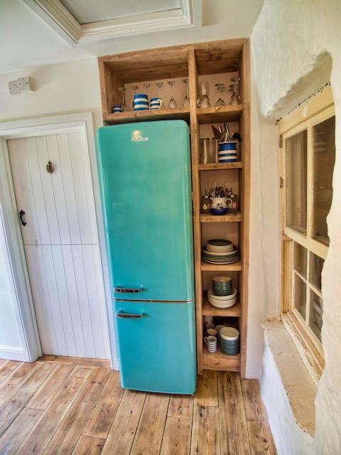 Knocker Cottage Is A 3 Bedroom Made Up Of 1 Double Bedroom And 2 Small Double Bedrooms In Small Village 10 Min To Beaches Camborne Zewnętrze zdjęcie