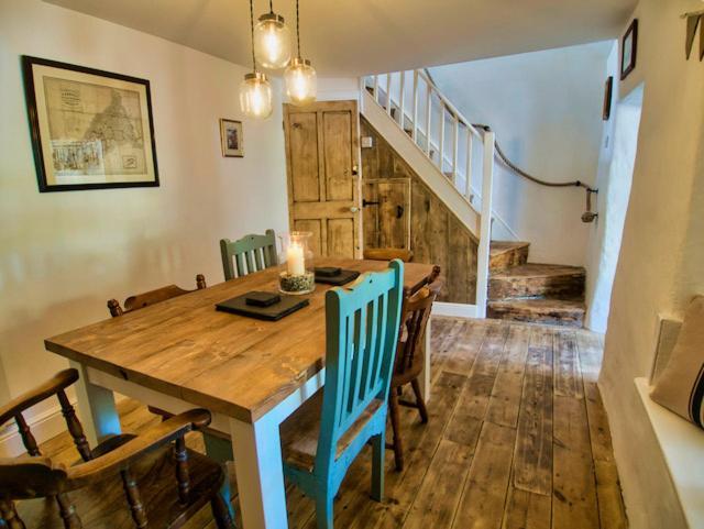 Knocker Cottage Is A 3 Bedroom Made Up Of 1 Double Bedroom And 2 Small Double Bedrooms In Small Village 10 Min To Beaches Camborne Zewnętrze zdjęcie