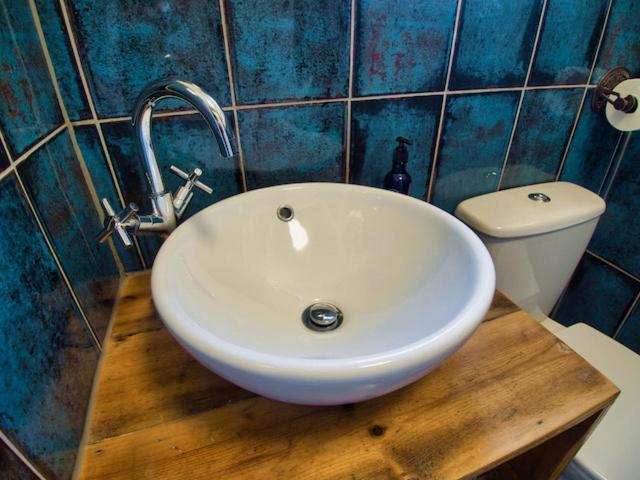 Knocker Cottage Is A 3 Bedroom Made Up Of 1 Double Bedroom And 2 Small Double Bedrooms In Small Village 10 Min To Beaches Camborne Zewnętrze zdjęcie