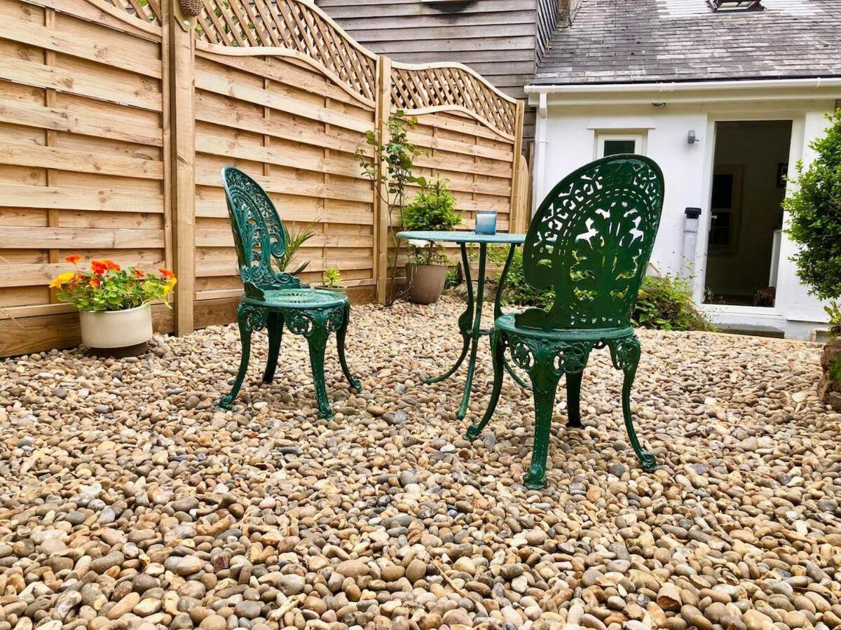 Knocker Cottage Is A 3 Bedroom Made Up Of 1 Double Bedroom And 2 Small Double Bedrooms In Small Village 10 Min To Beaches Camborne Zewnętrze zdjęcie